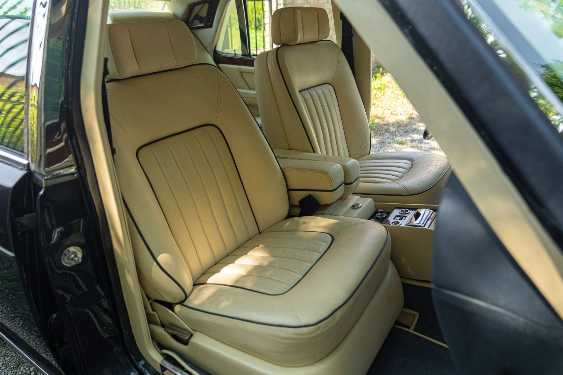 1985 BENTLEY MULSANNE - BRV (Bullet Resistant Vehicle)