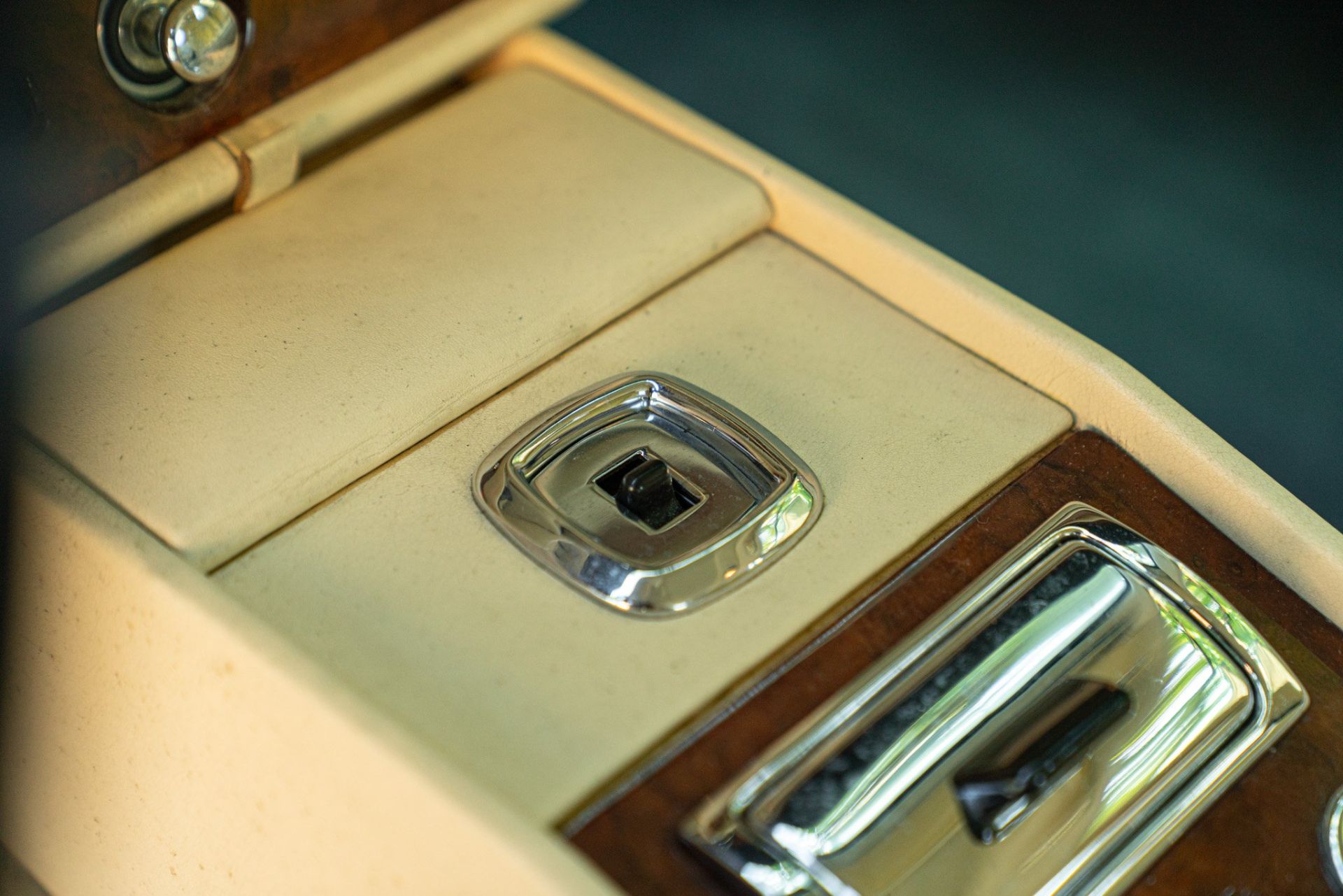 1985 BENTLEY MULSANNE - BRV (Bullet Resistant Vehicle)