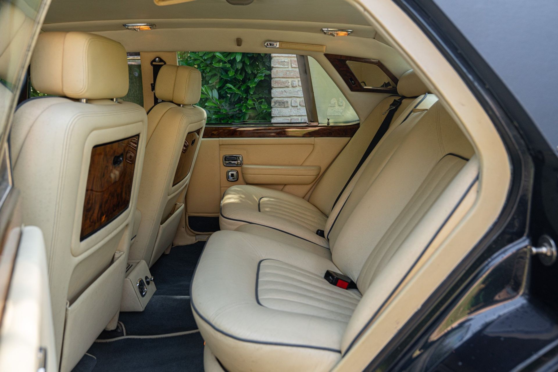 1985 BENTLEY MULSANNE - BRV (Bullet Resistant Vehicle)