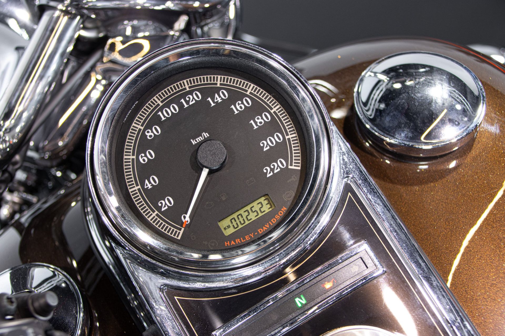2013 HARLEY DAVIDSON ROAD KING 110TH° ANNIVERSARY