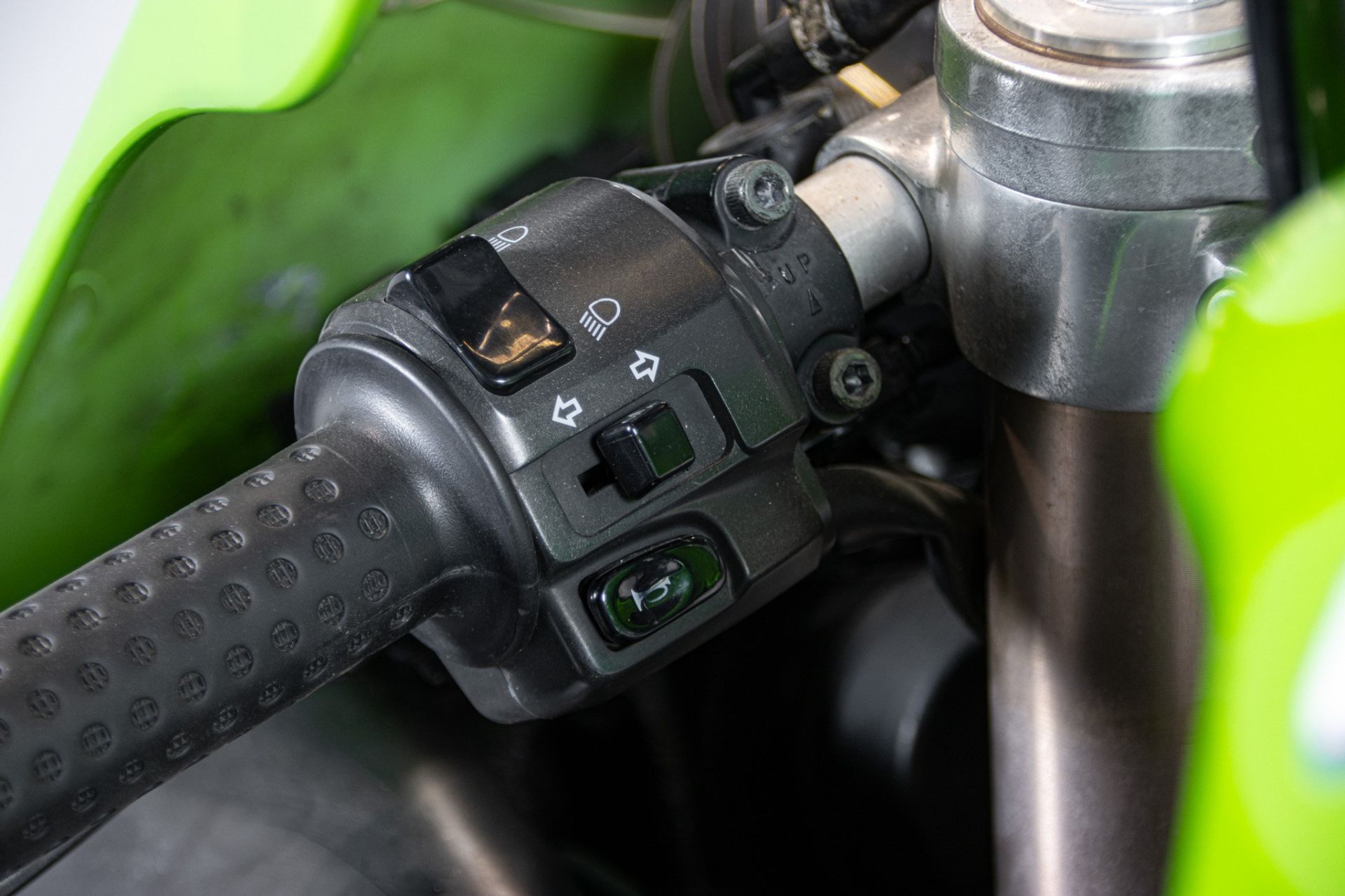 1996 KAWASAKI ZX-7R
