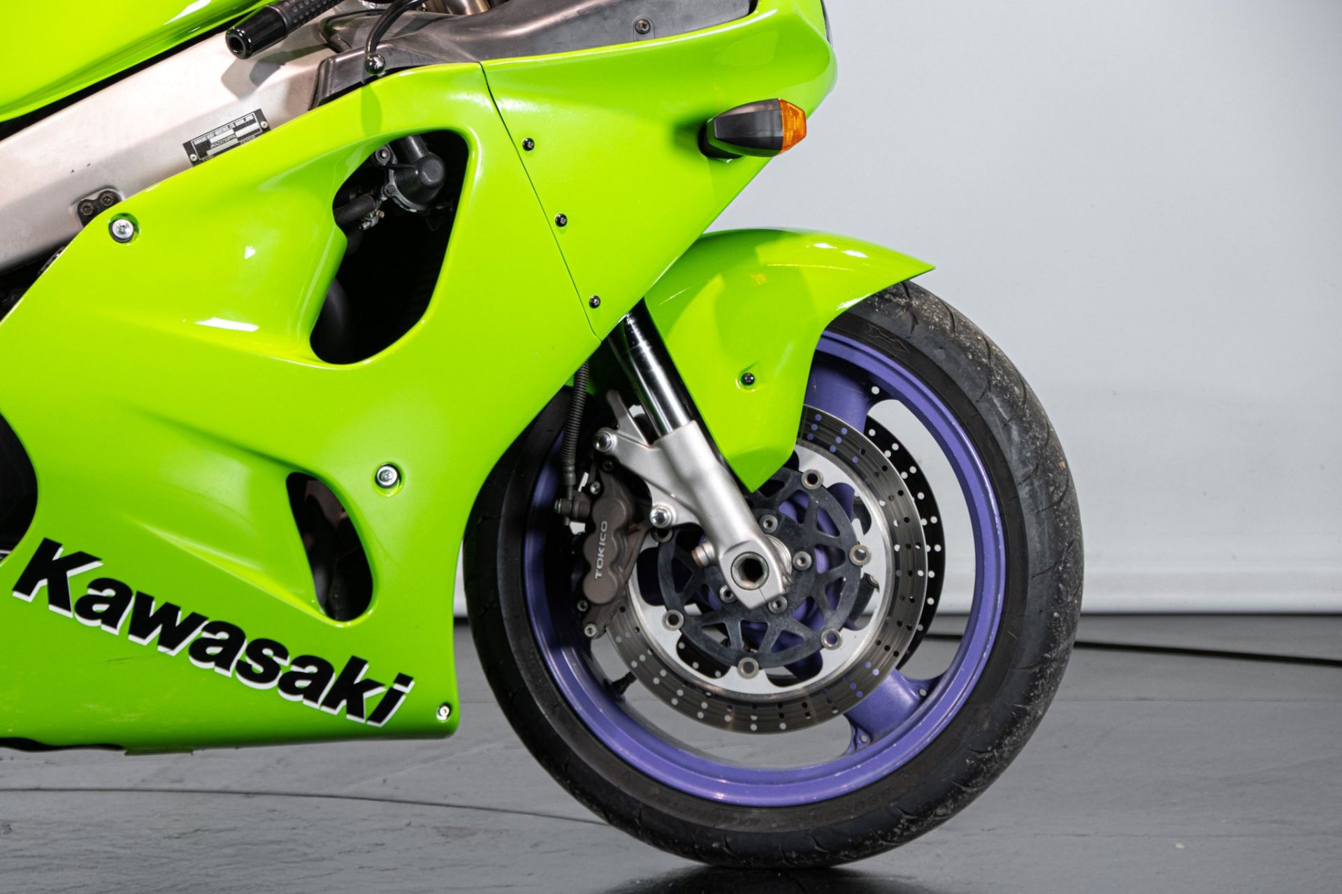 1996 KAWASAKI ZX-7R