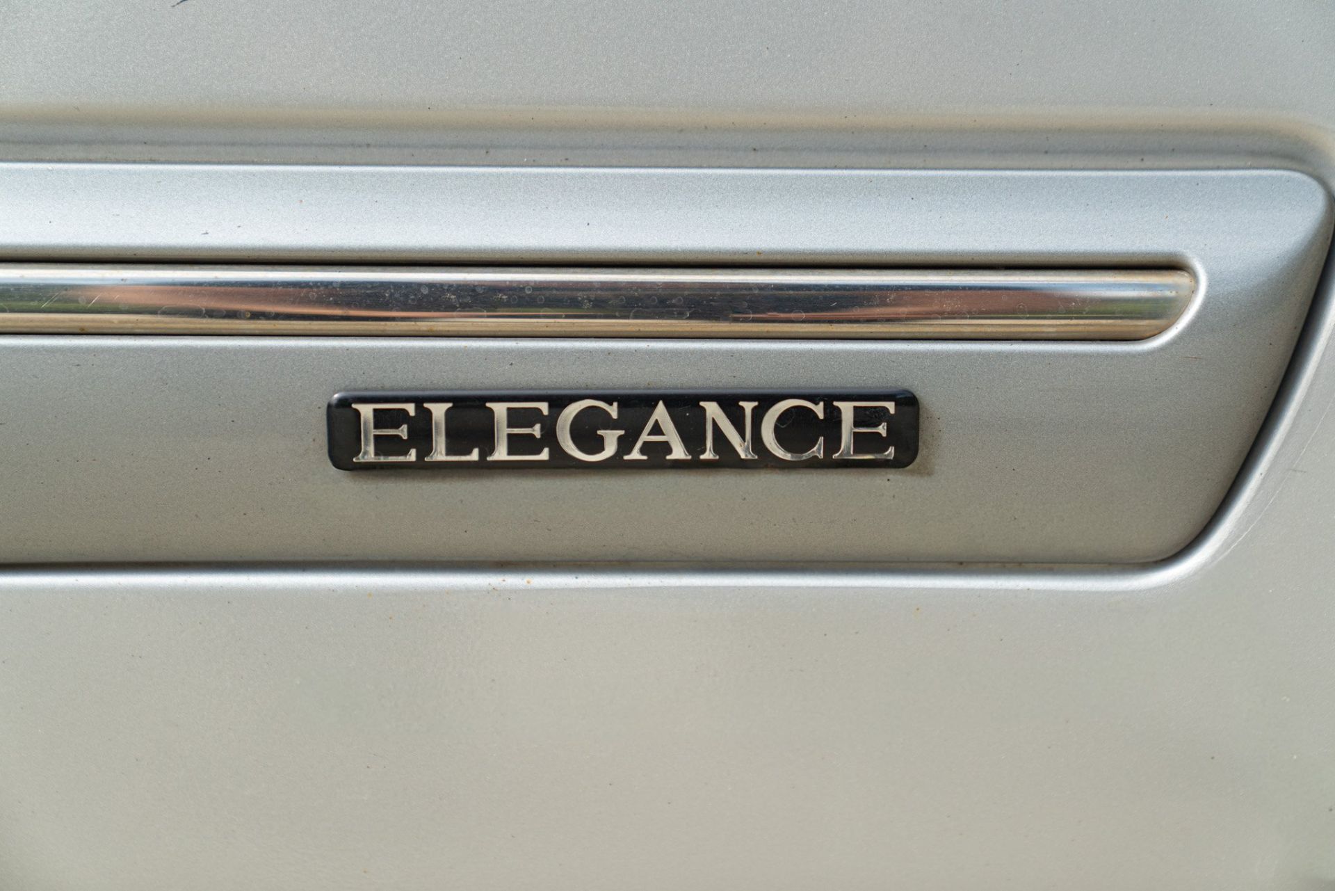2000 MERCEDES-BENZ E430 V8