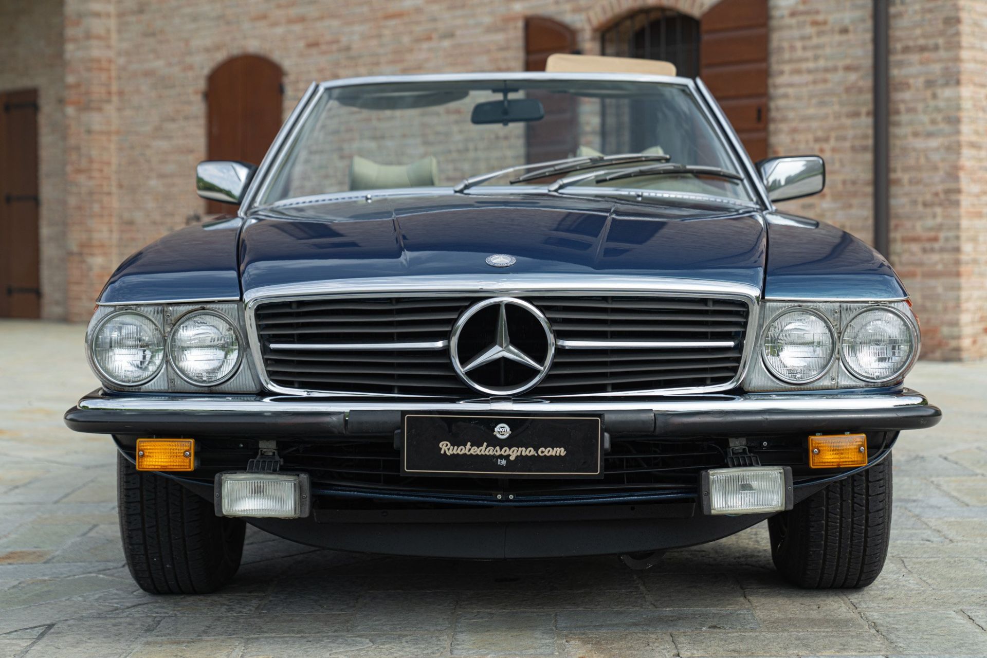 1977 MERCEDES-BENZ 450 SL