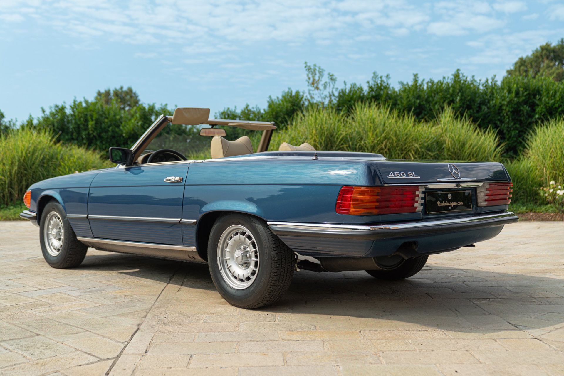 1977 MERCEDES-BENZ 450 SL