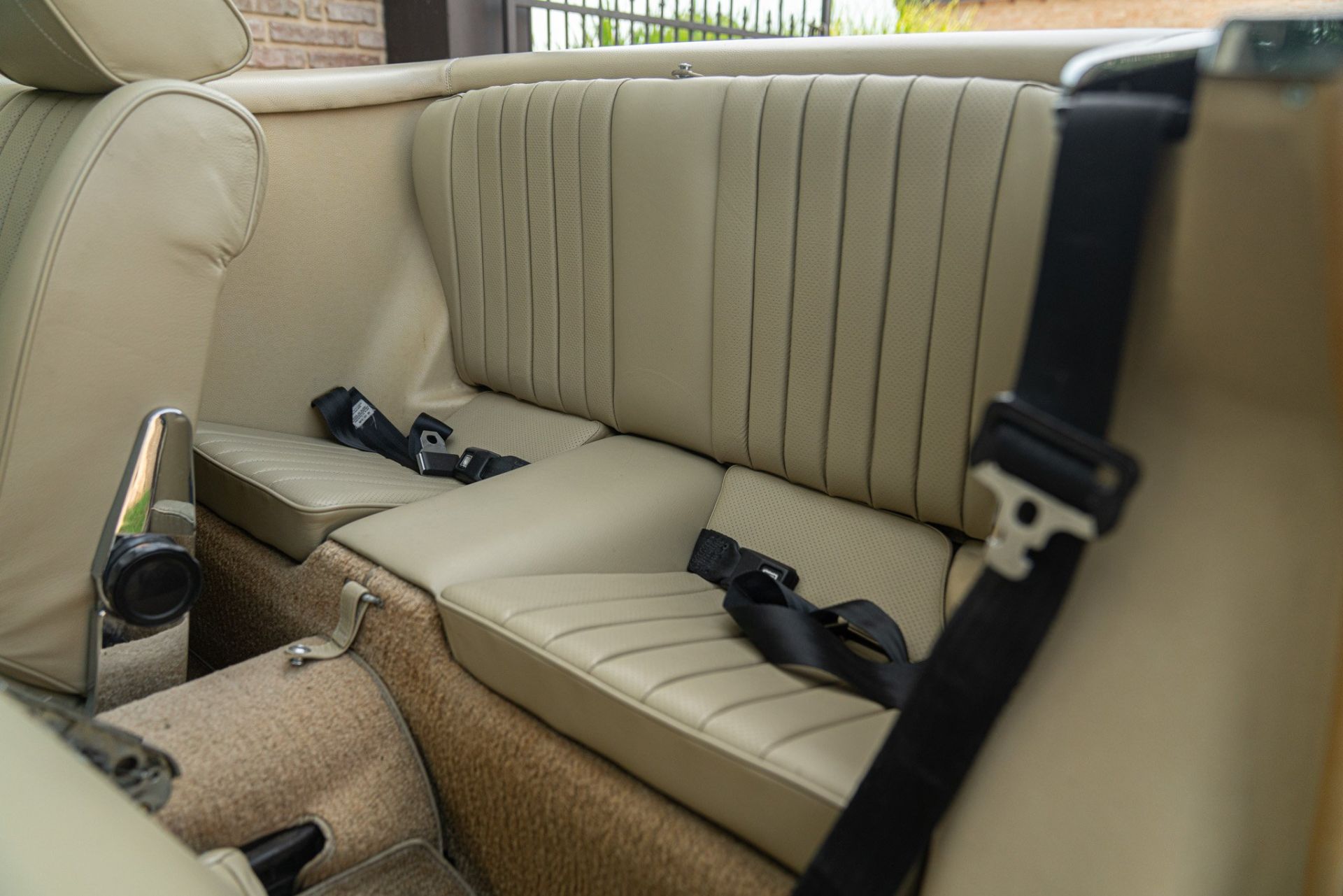 1977 MERCEDES-BENZ 450 SL