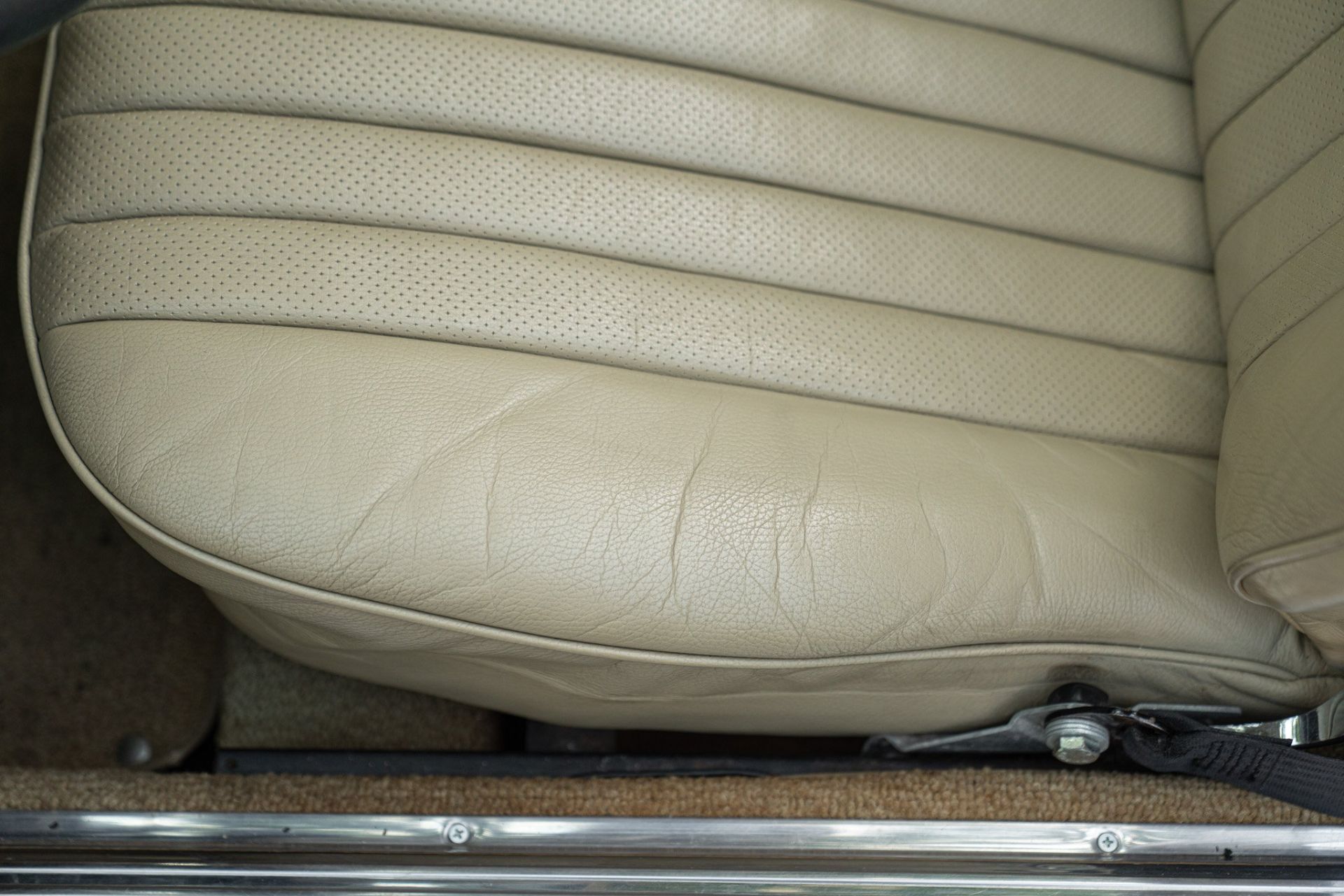 1977 MERCEDES-BENZ 450 SL