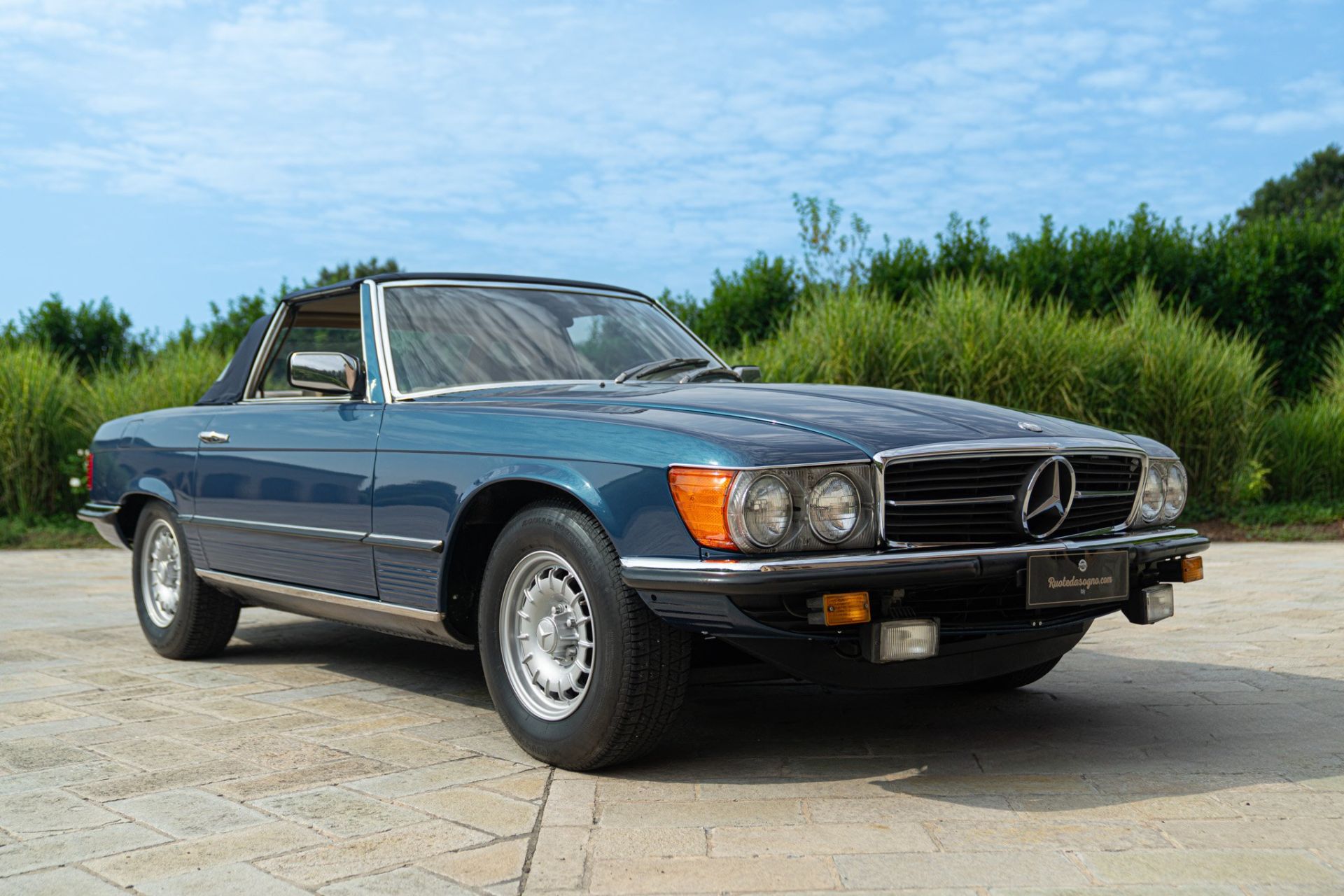1977 MERCEDES-BENZ 450 SL