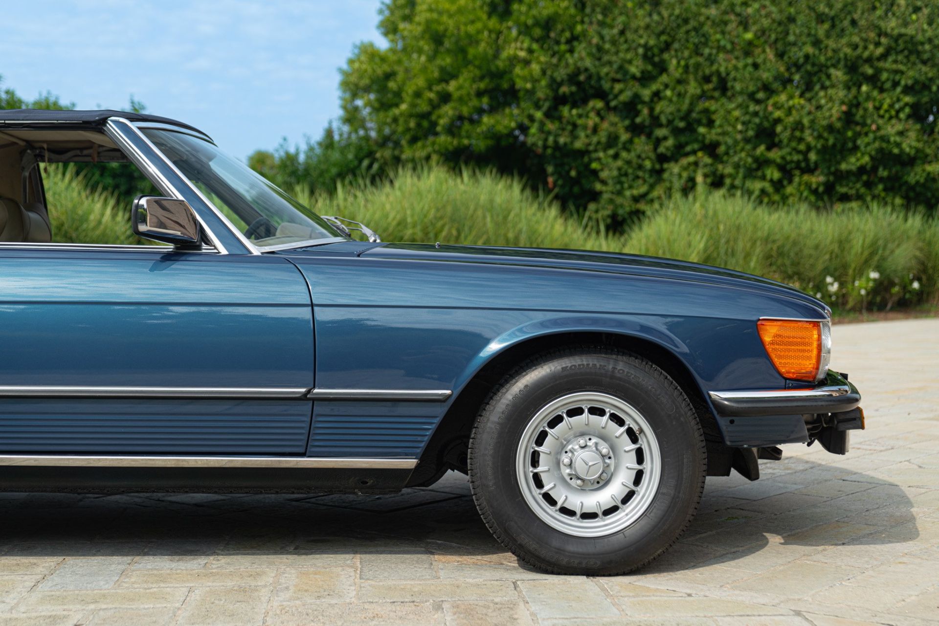 1977 MERCEDES-BENZ 450 SL