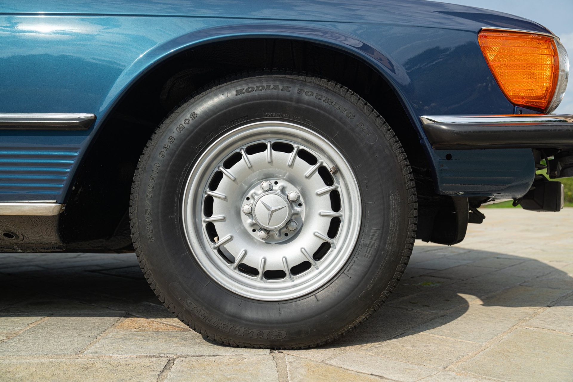1977 MERCEDES-BENZ 450 SL