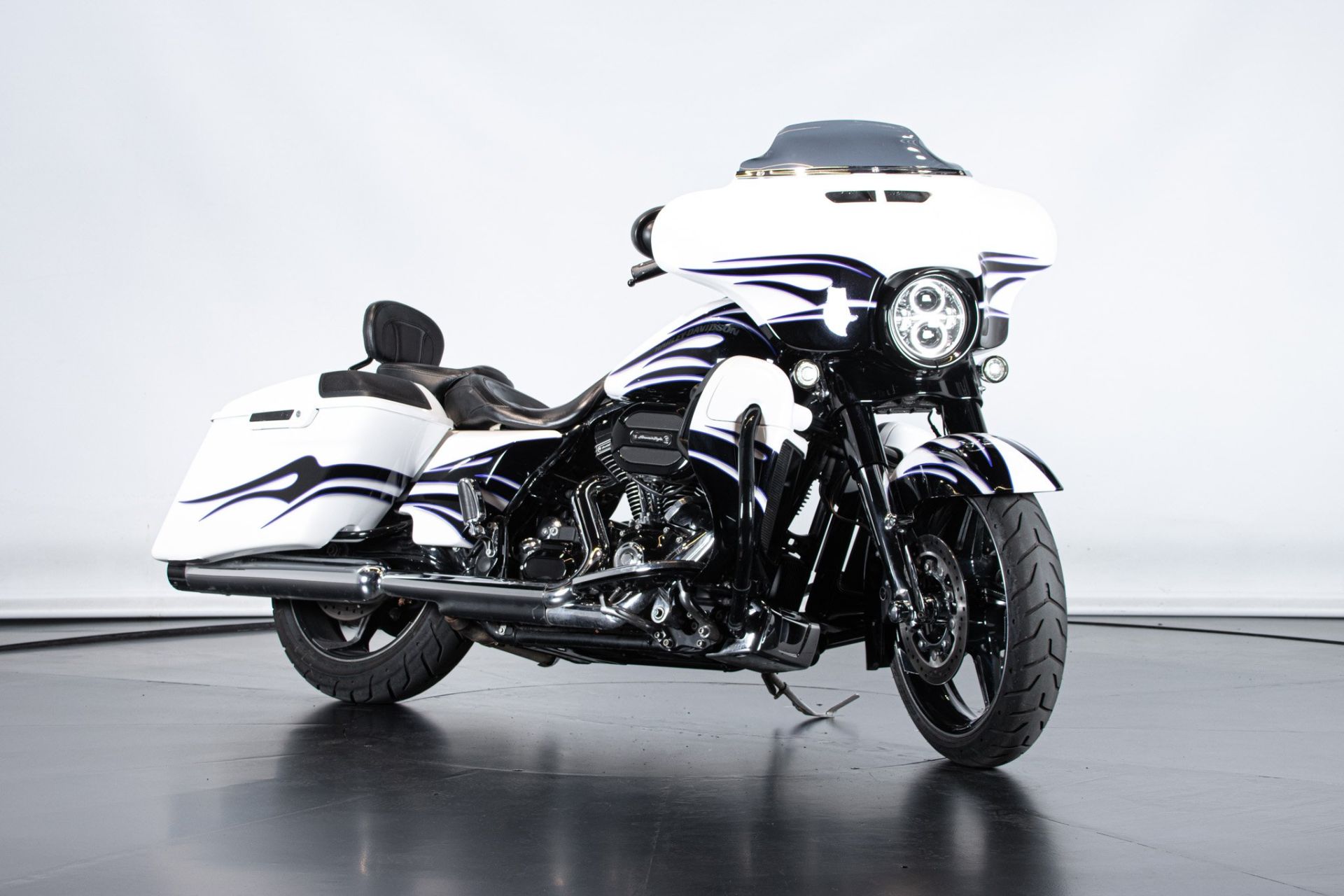 2015 HARLEY DAVIDSON STREET GLIDE CVO