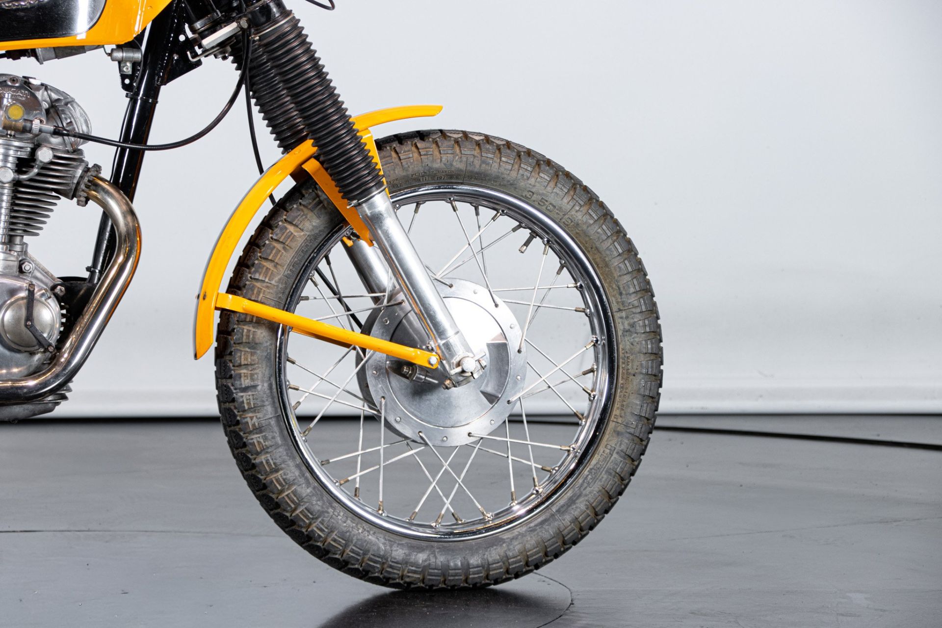 1971 DUCATI 250 SCRAMBLER