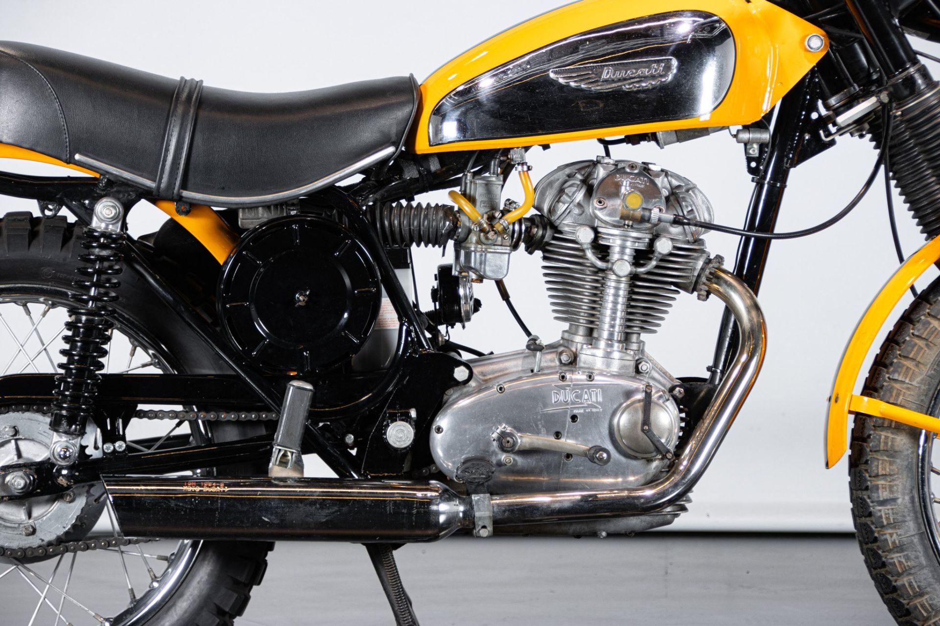 1971 DUCATI 250 SCRAMBLER
