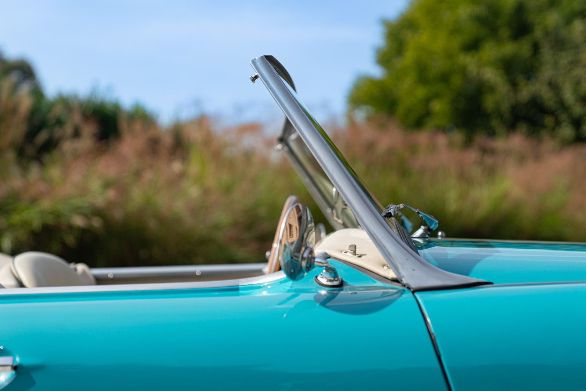 1957 AUSTIN HEALEY 100/6 BN4