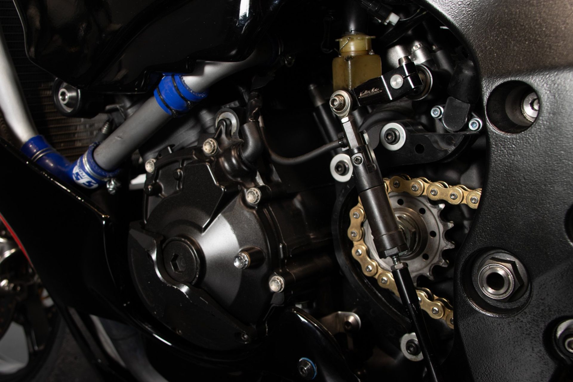 2024 YAMAHA R1