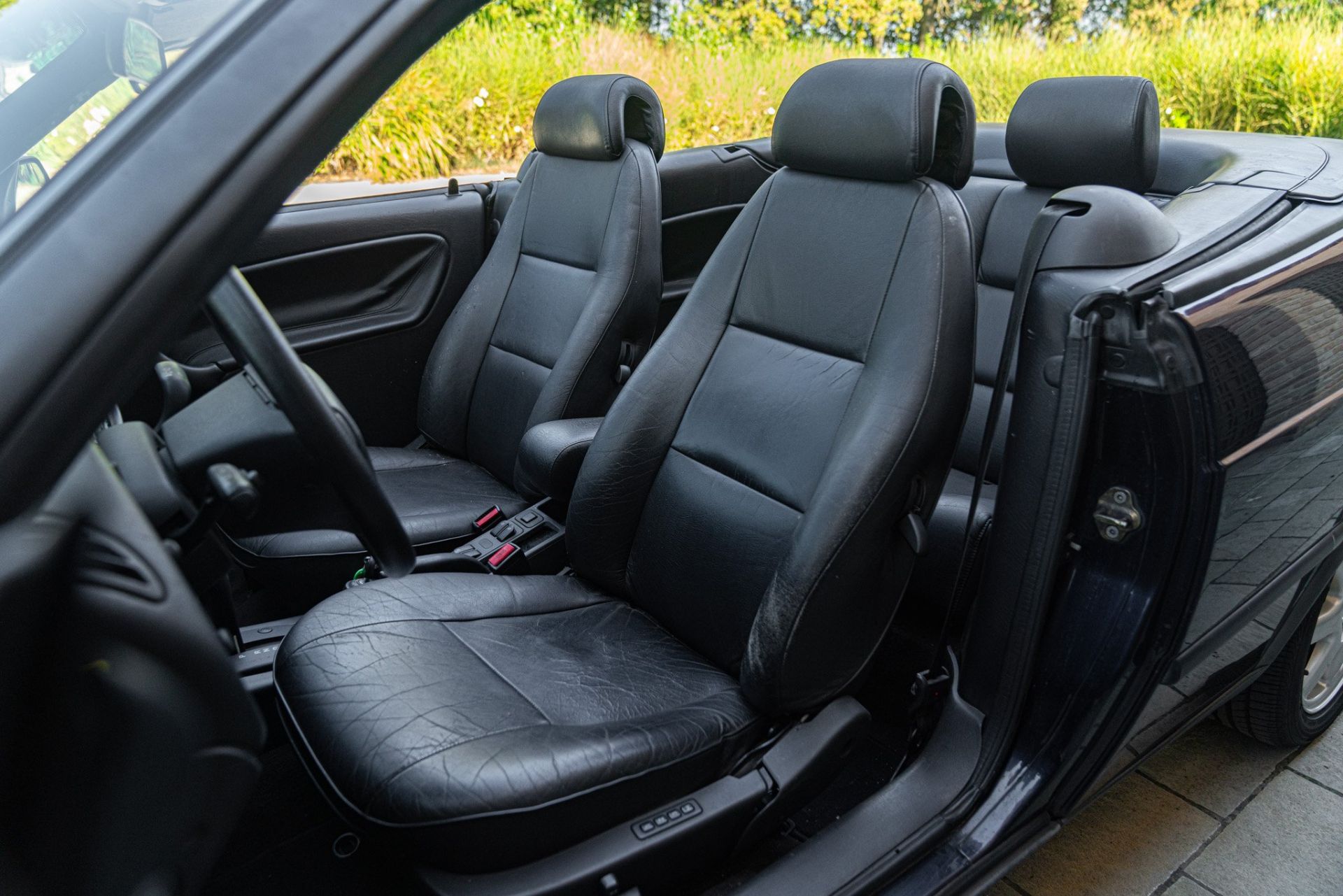 1997 SAAB 900 SE