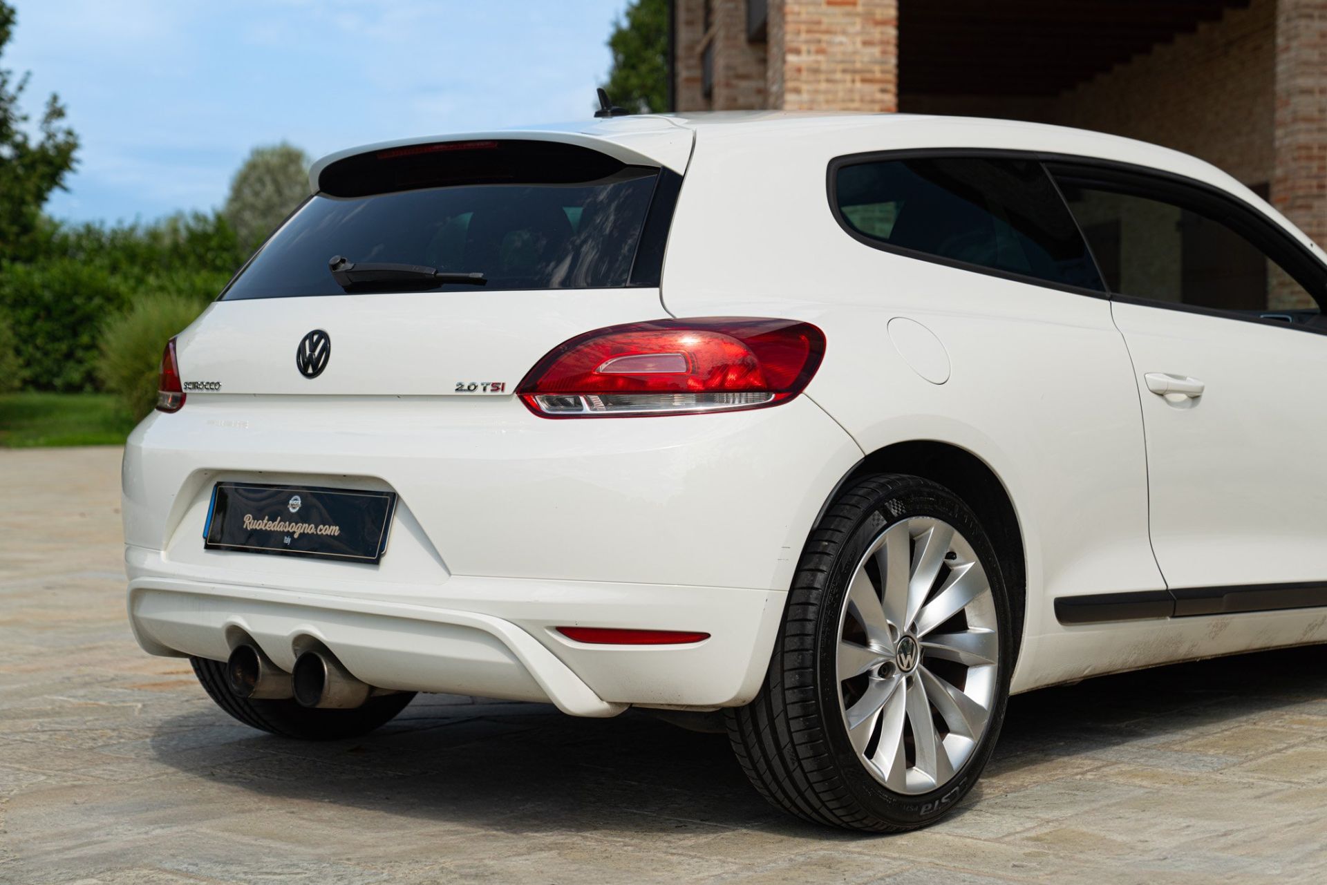 2009 VOLKSWAGEN SCIROCCO 2.0 TFSI 2.0 R LINE