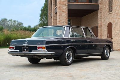 1973 MERCEDES -BENZ 300 SEL 3.5