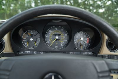 1977 MERCEDES-BENZ 450 SL