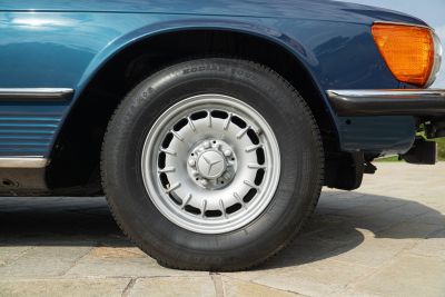 1977 MERCEDES-BENZ 450 SL