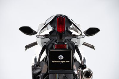 2023 YAMAHA R1 60°th ANNIVERSARIO