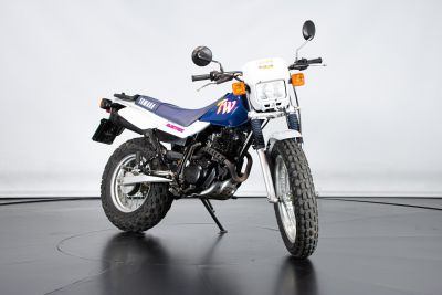1995 YAMAHA TW 200