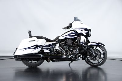 2015 HARLEY DAVIDSON STREET GLIDE CVO