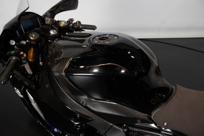 2024 YAMAHA R1