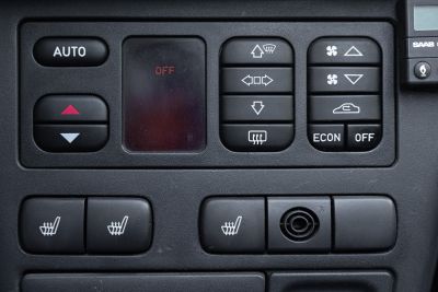 1997 SAAB 900 SE