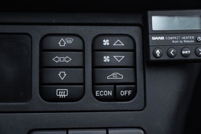 1997 SAAB 900 SE