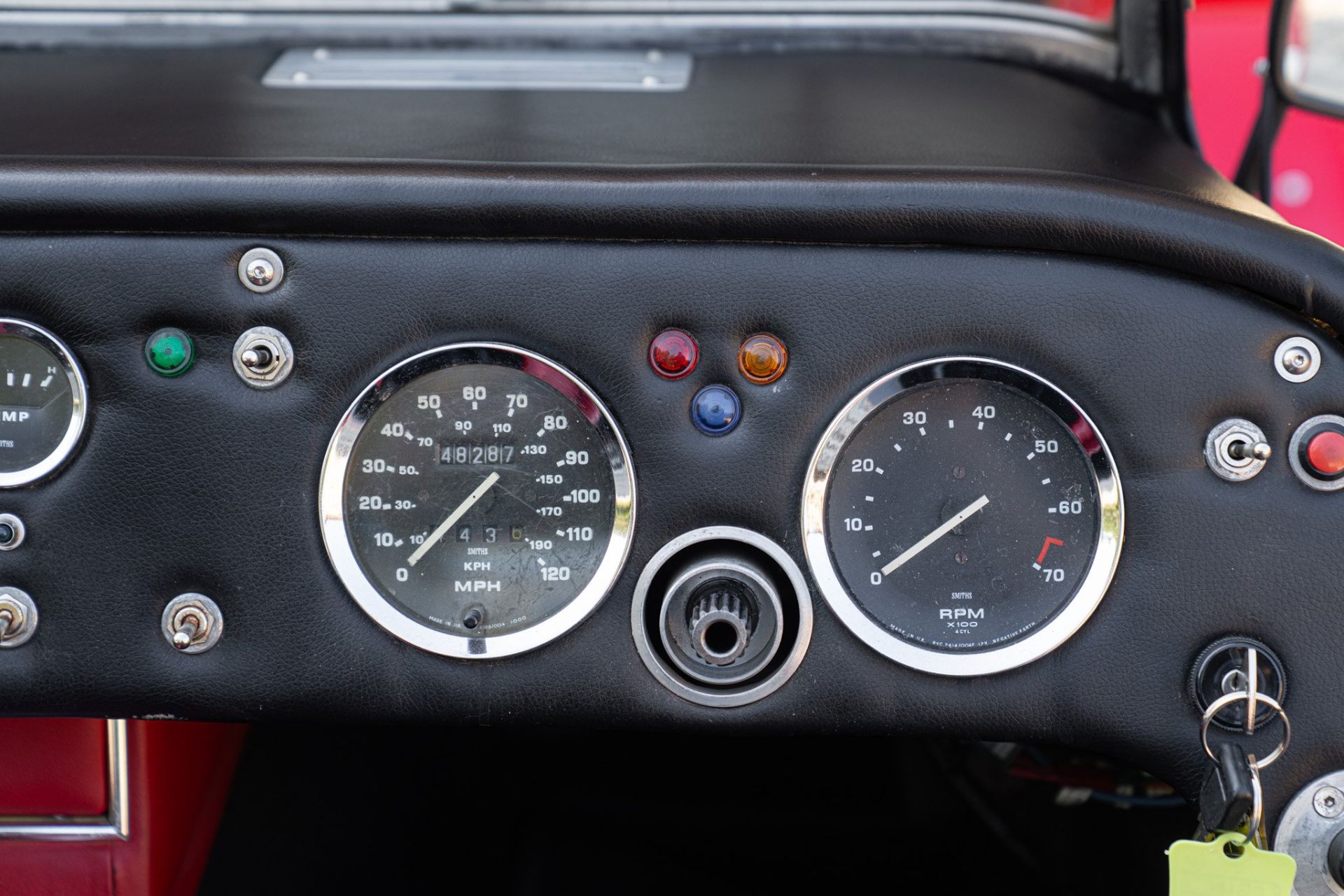 1979 ROBIN HOOD ENGINEERING S7