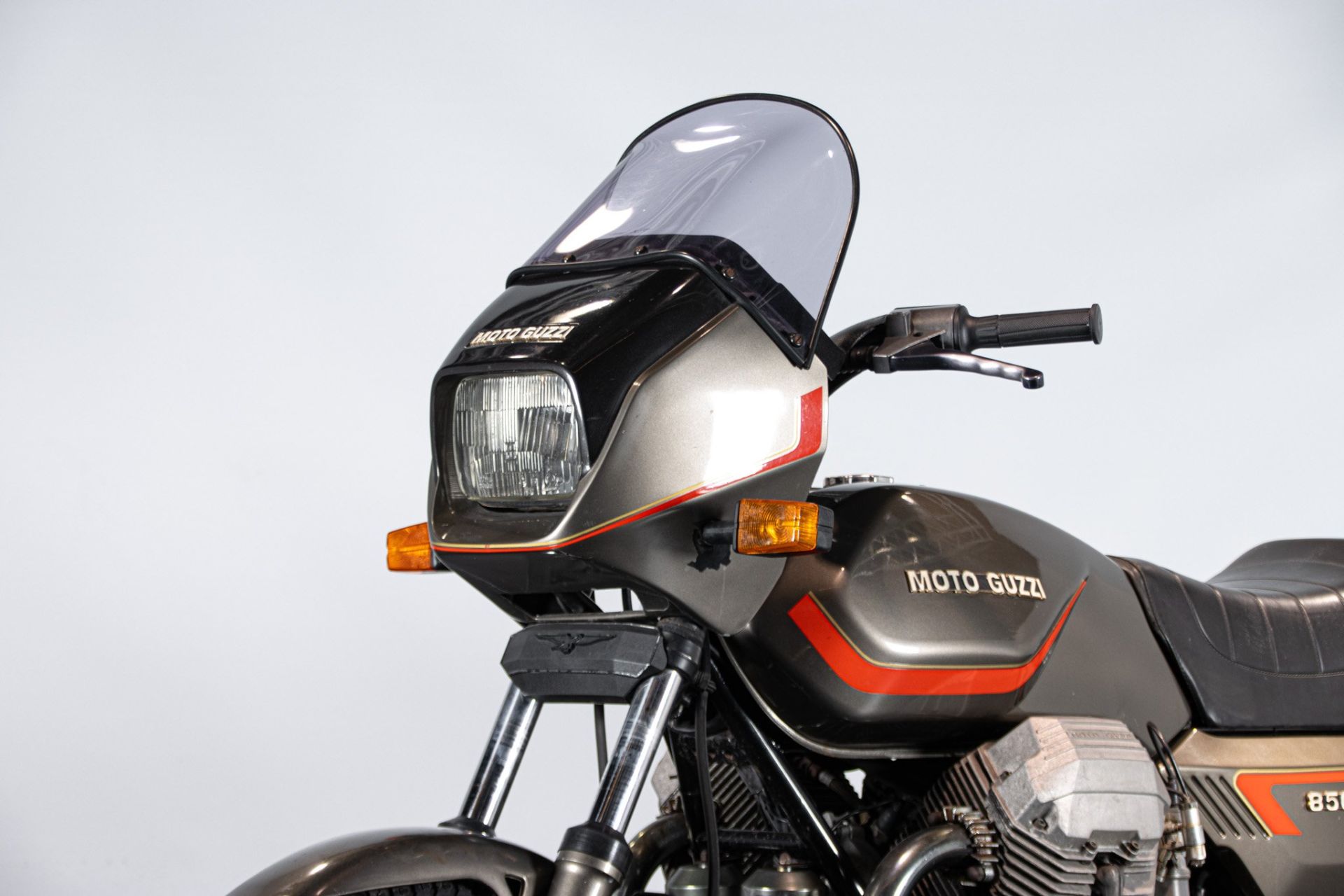 1984 MOTO GUZZI T5