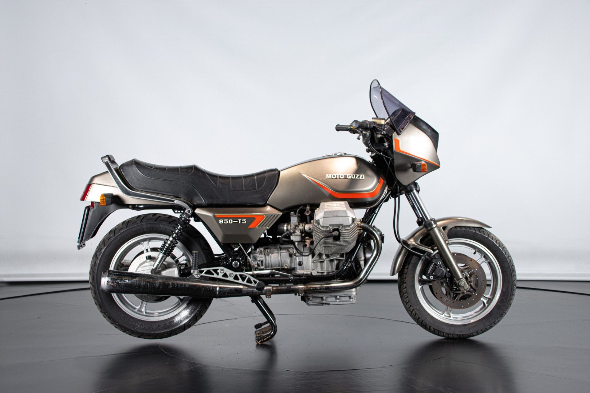 1984 MOTO GUZZI T5
