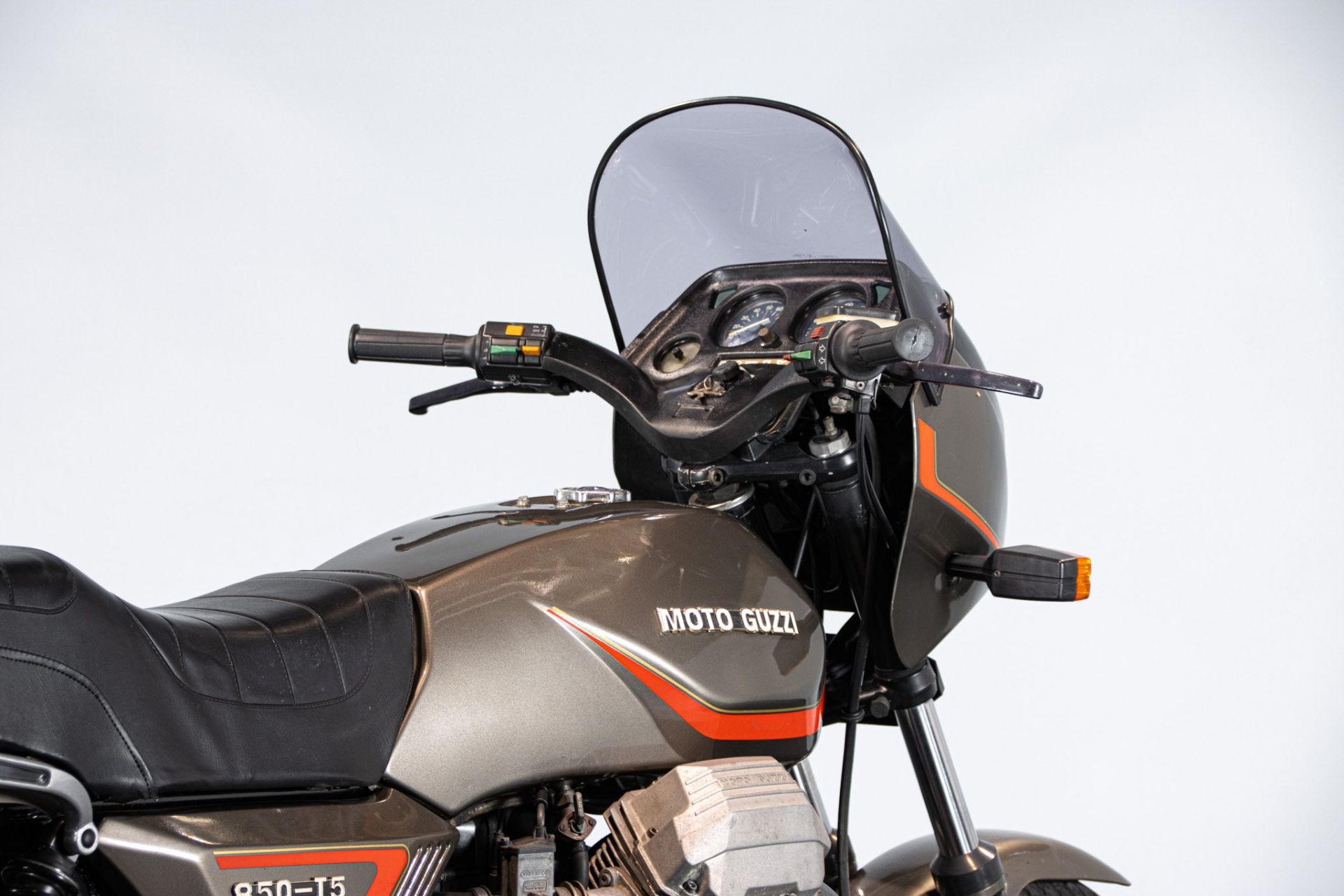 1984 MOTO GUZZI T5