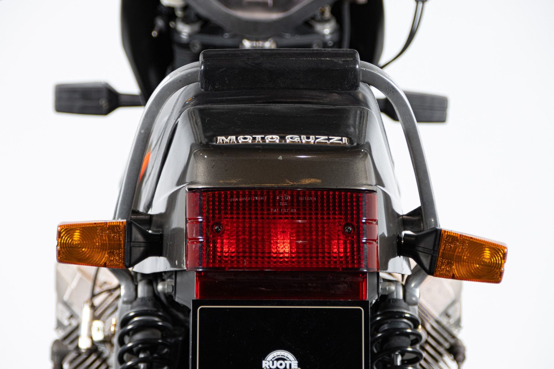 1984 MOTO GUZZI T5