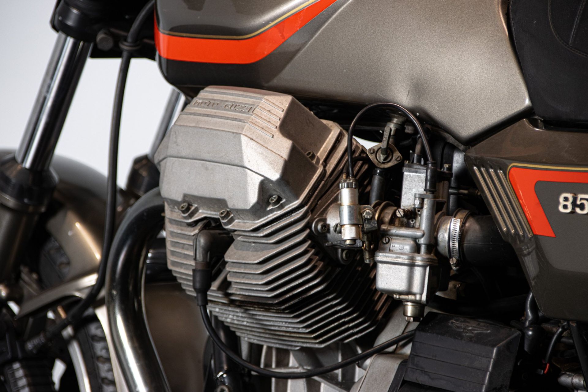 1984 MOTO GUZZI T5