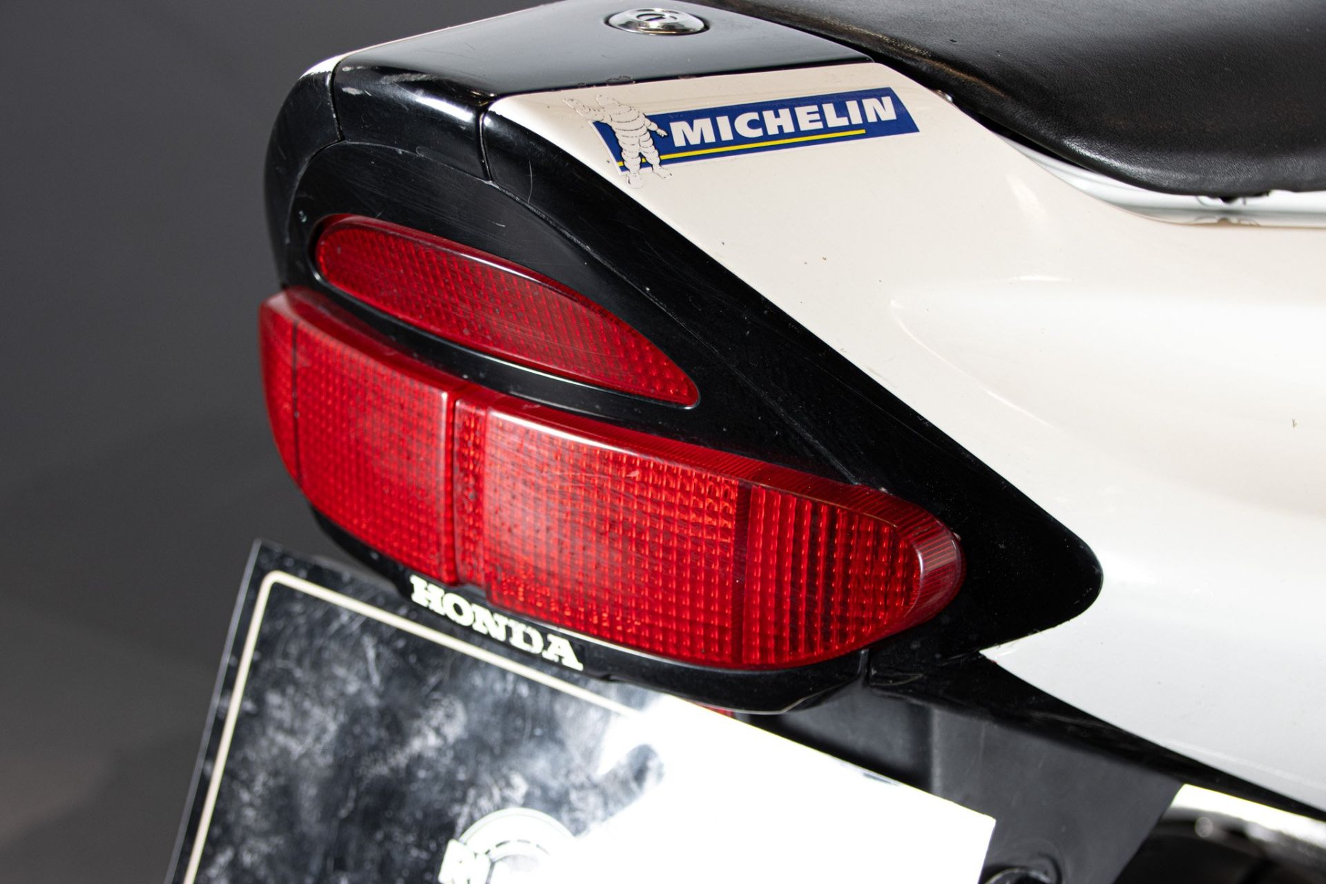 1999 HONDA CBR 900