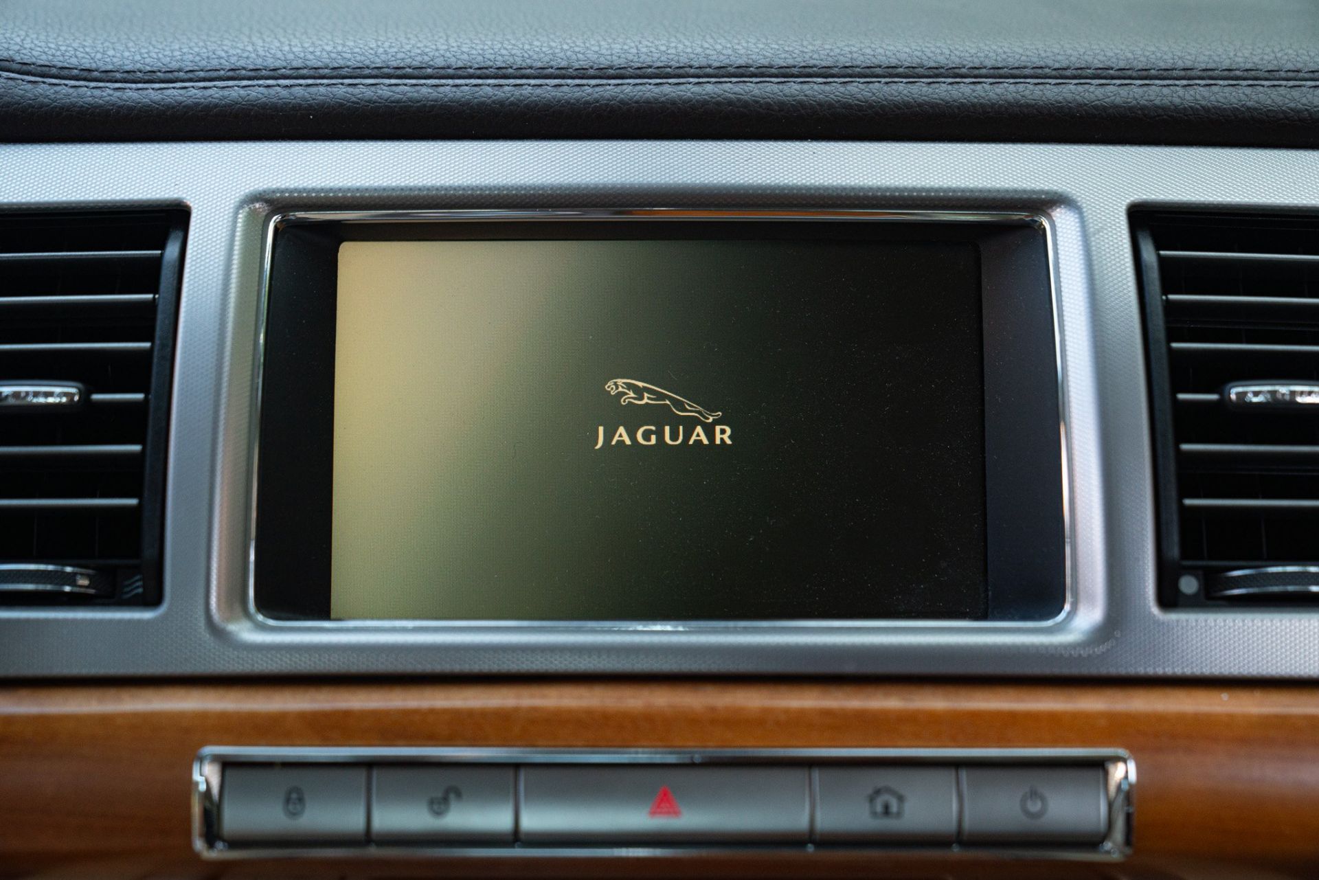 2008 JAGUAR XF 3.0 V6 PREMIUM LUXURY