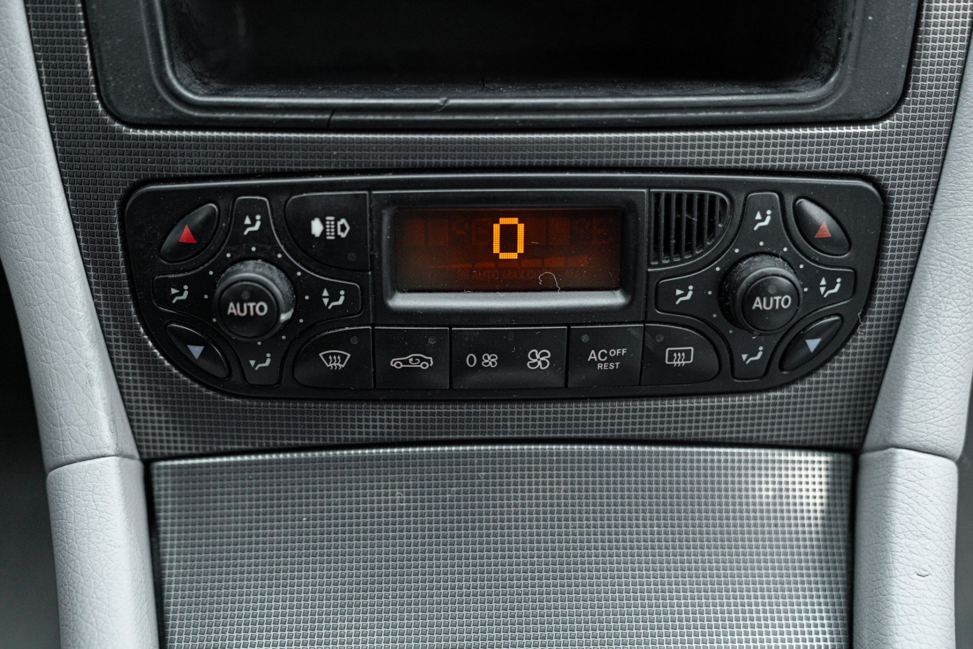2003 MERCEDES-BENZ C 220 SW