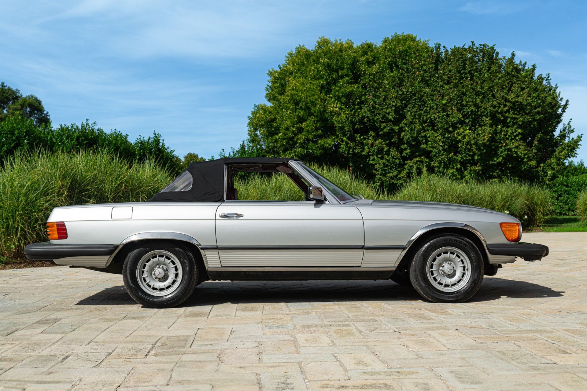 1977 Mercedes-Benz SL 450
