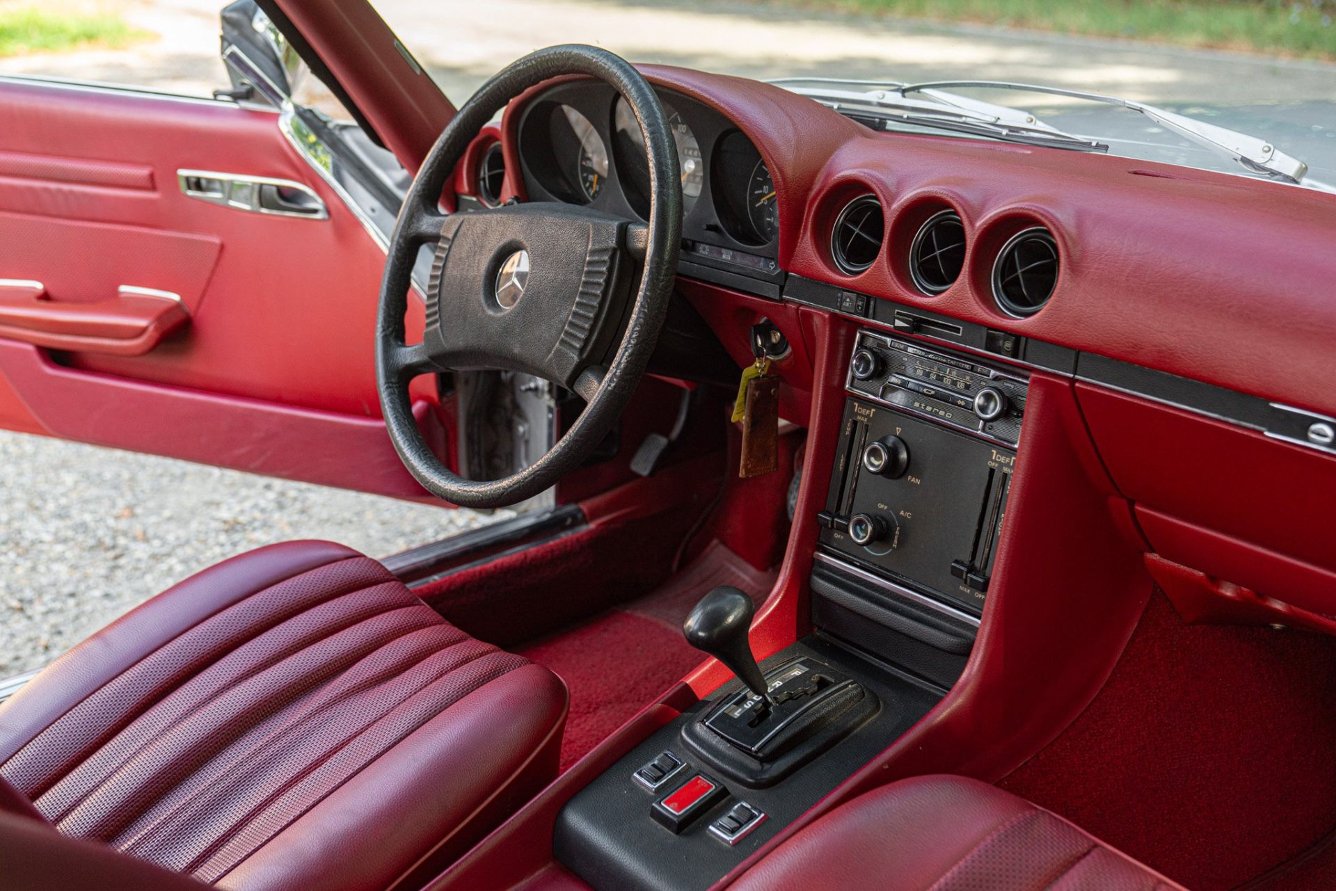 1977 Mercedes-Benz SL 450