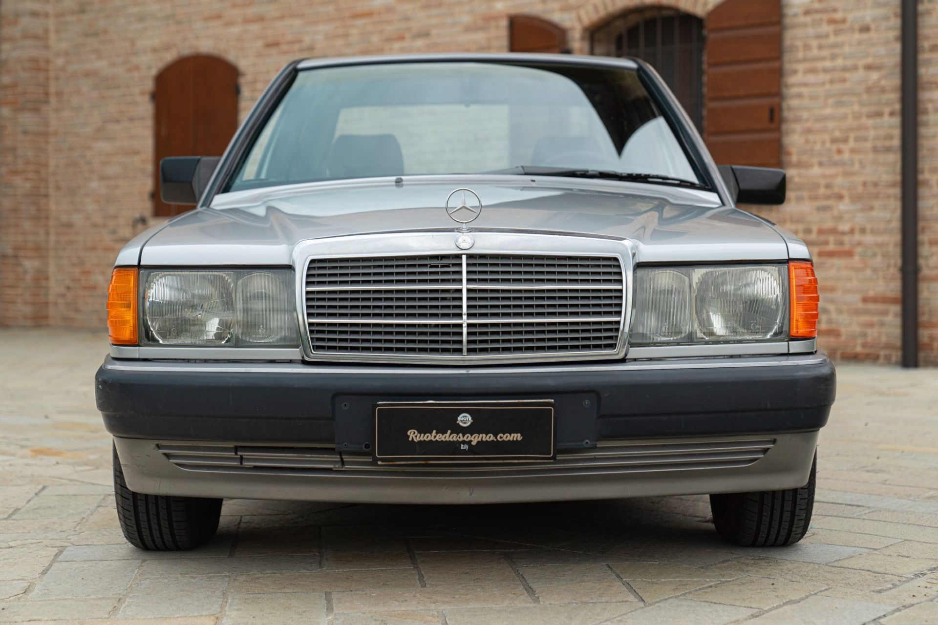 1991 MERCEDES-BENZ 190 E 1.8
