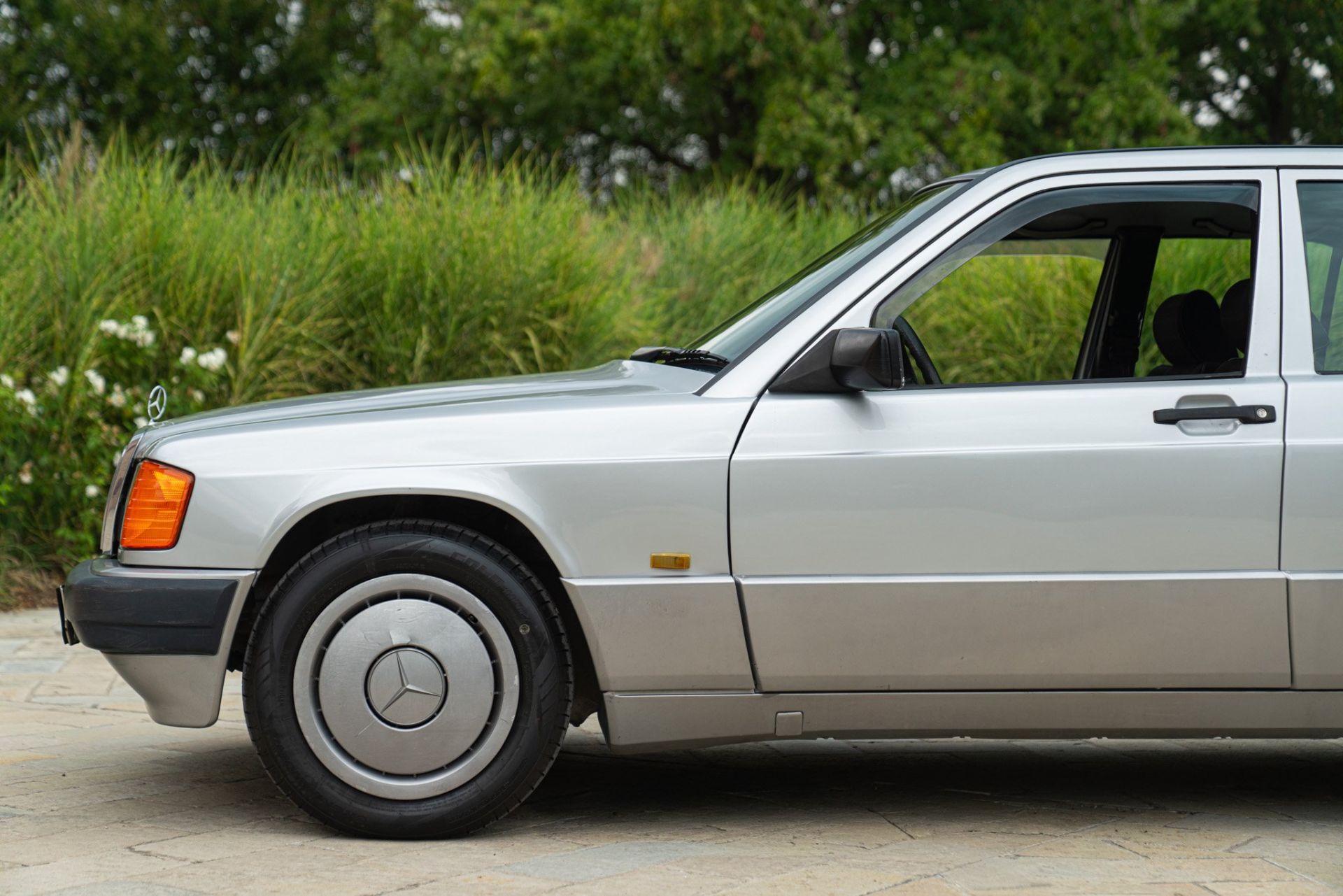 1991 MERCEDES-BENZ 190 E 1.8
