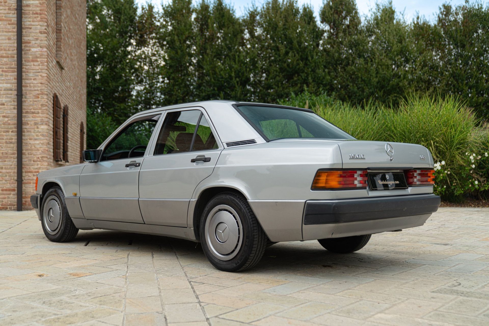 1991 MERCEDES-BENZ 190 E 1.8