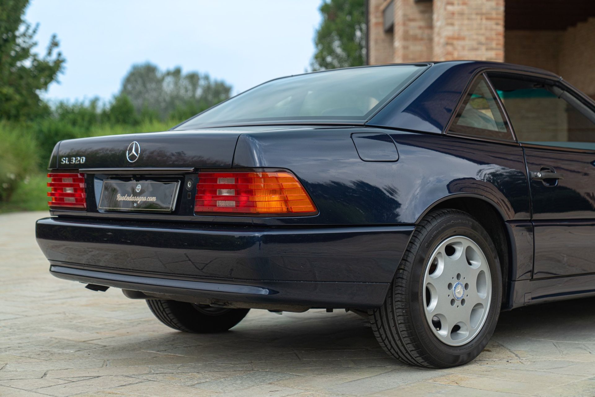 1995 Mercedes-Benz SL 320