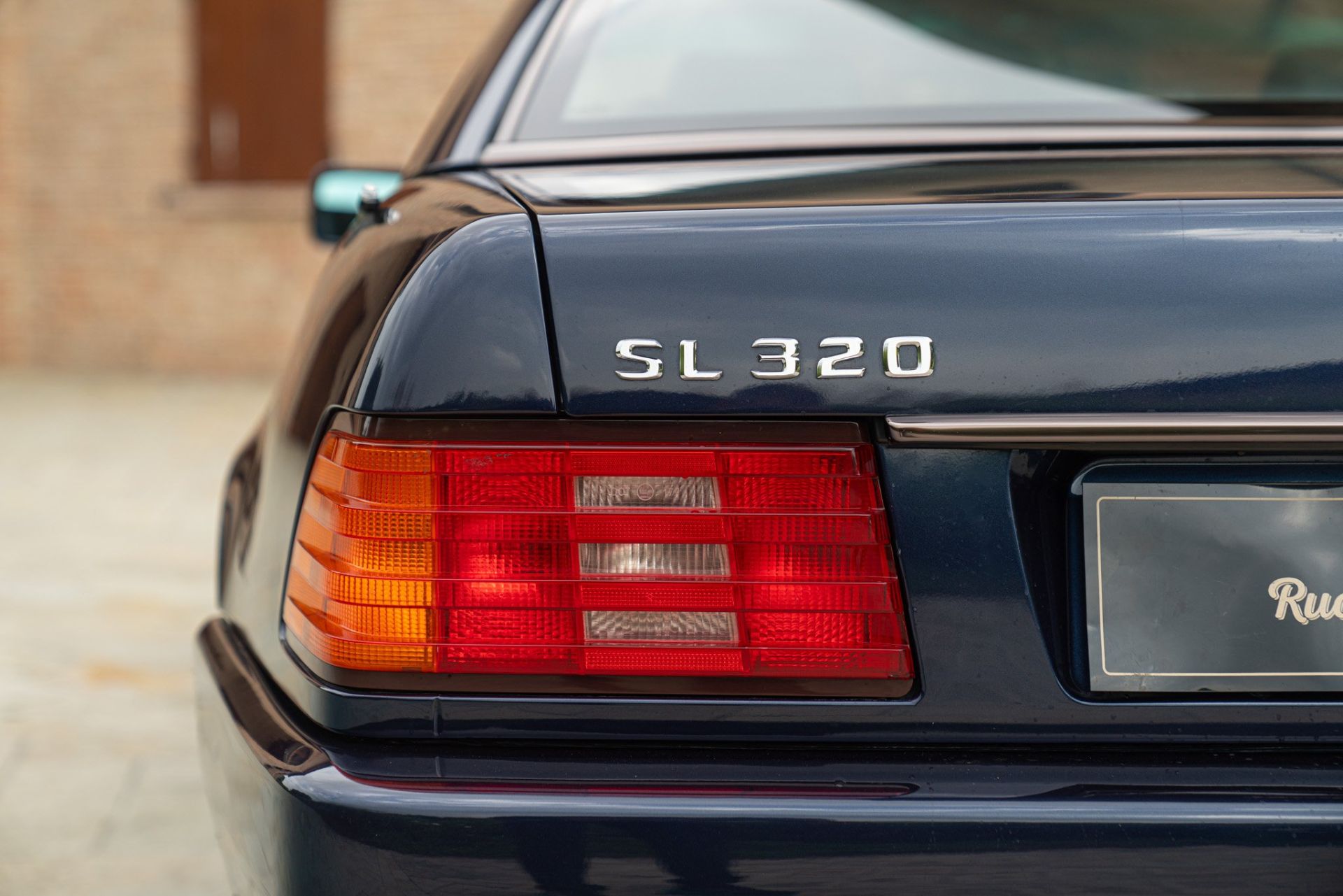 1995 Mercedes-Benz SL 320