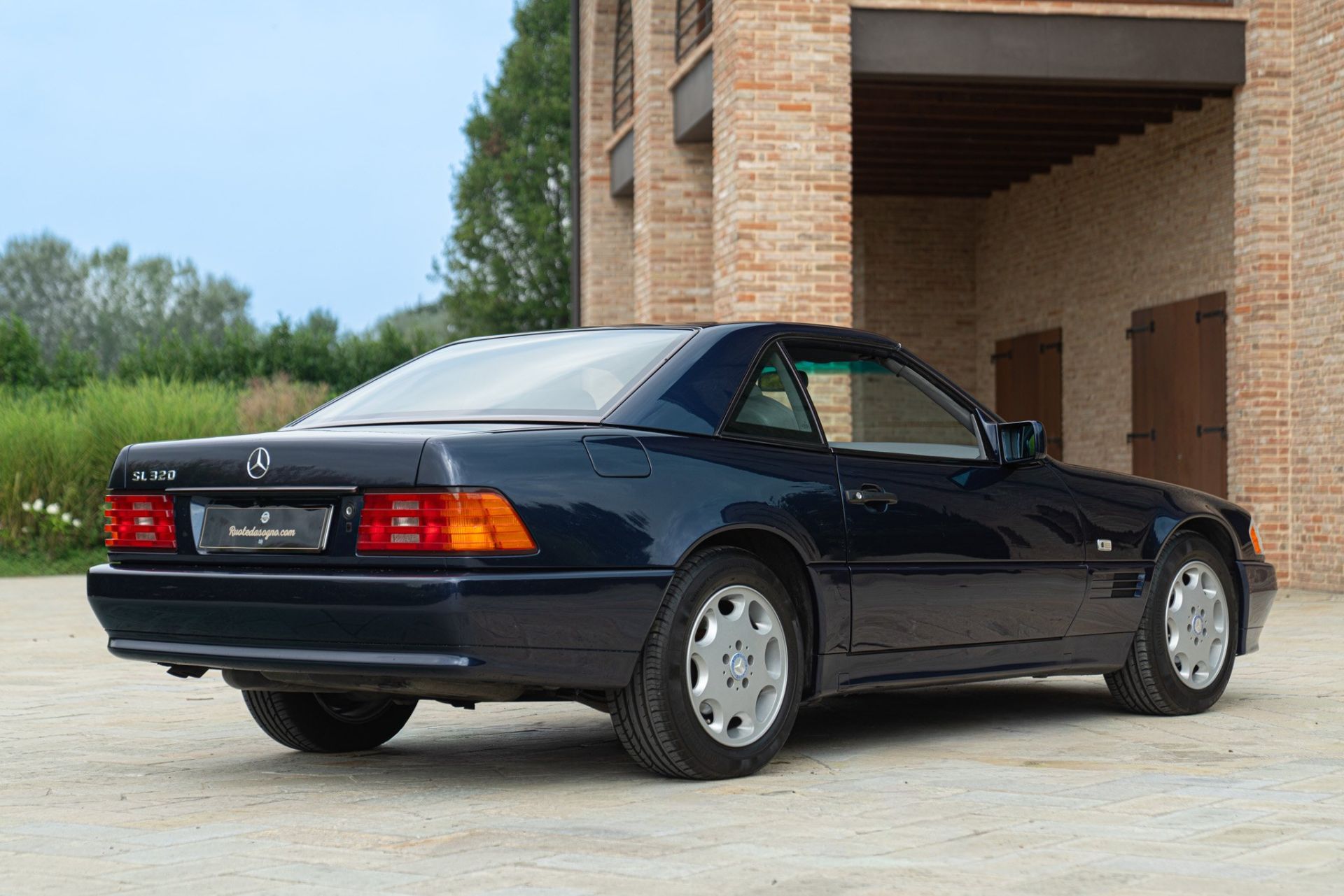 1995 Mercedes-Benz SL 320