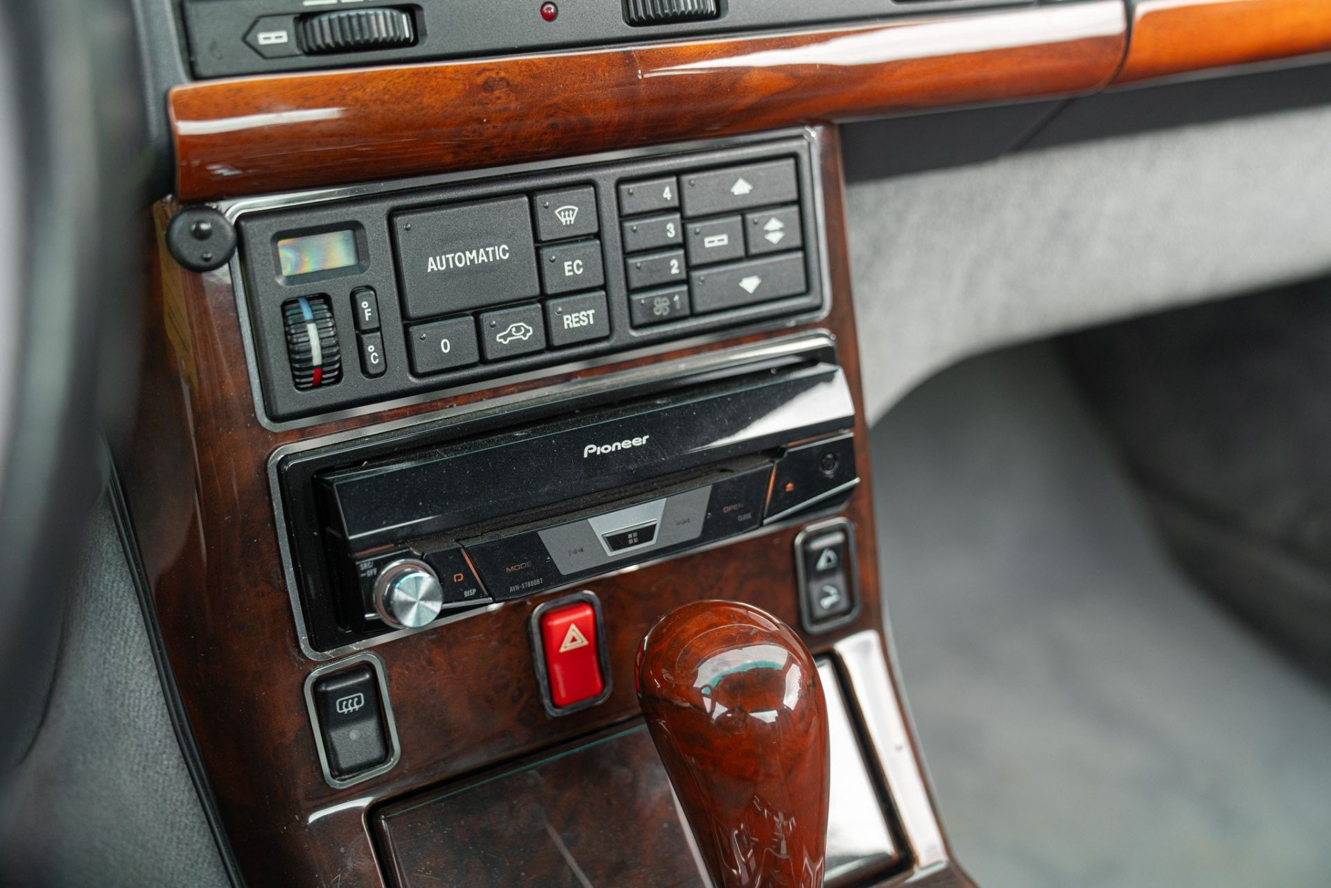 1995 Mercedes-Benz SL 320