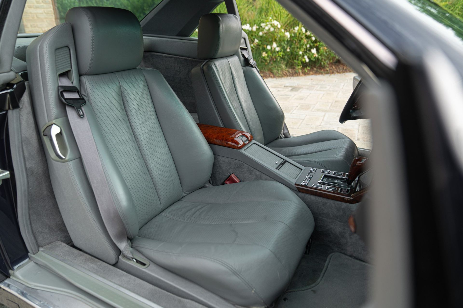 1995 Mercedes-Benz SL 320