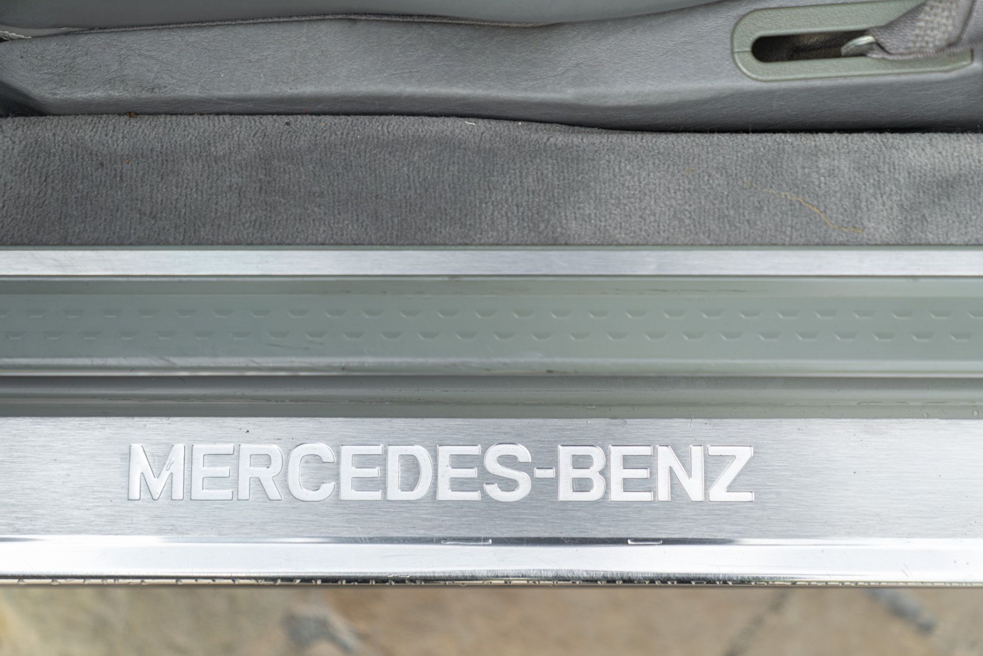 1995 Mercedes-Benz SL 320
